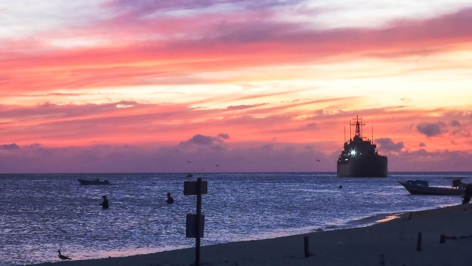 Activities for Non-Windy Days Los-Roques