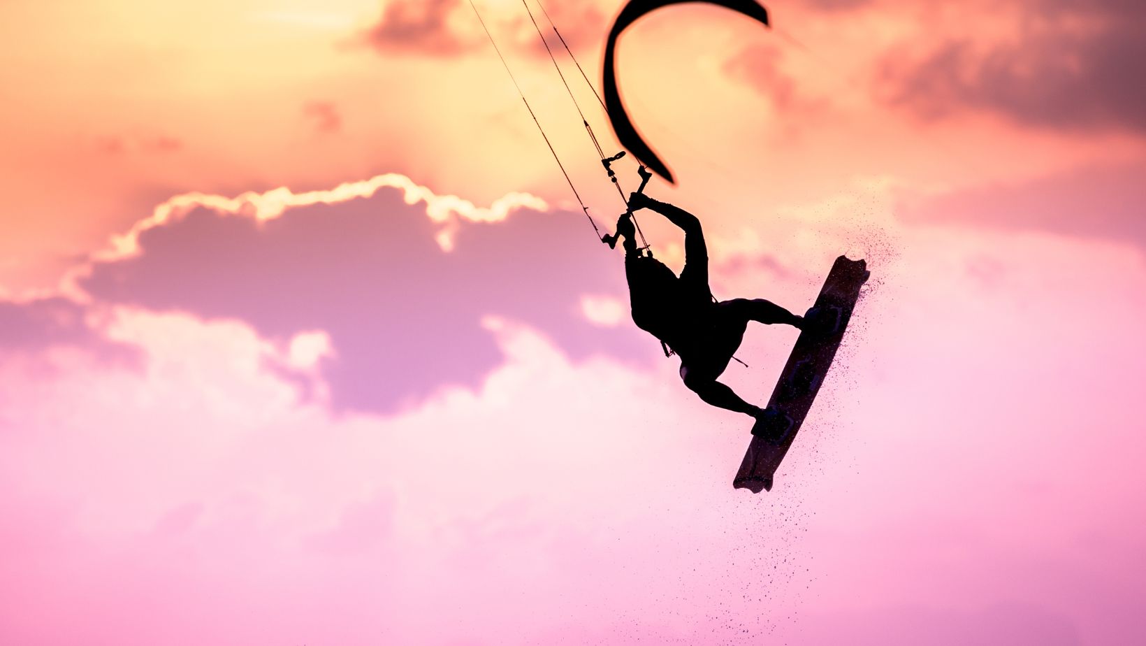 Best Kitesurfing Tricks: Beginner to Advanced
