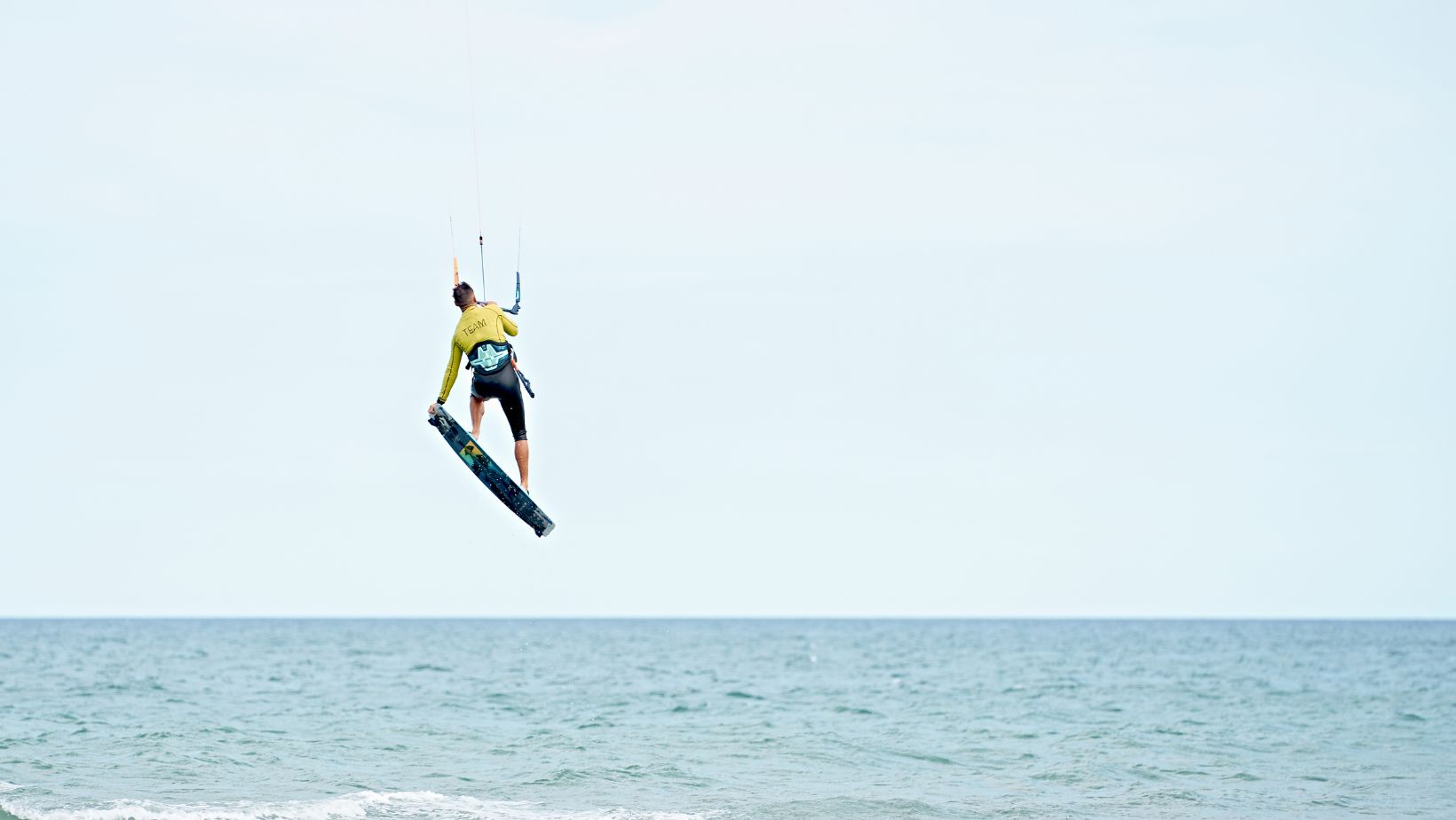 Kitesurf Jump- Start With Small Jump