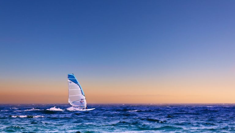 Beginner’s Guide to Windsurfing: Catch the Wind