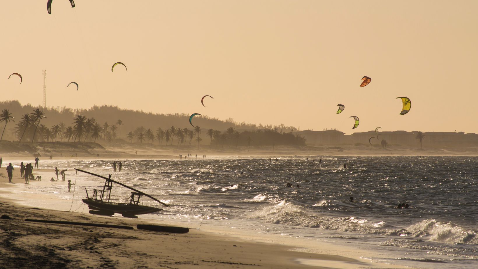 Kitesurfing in Cumbuco